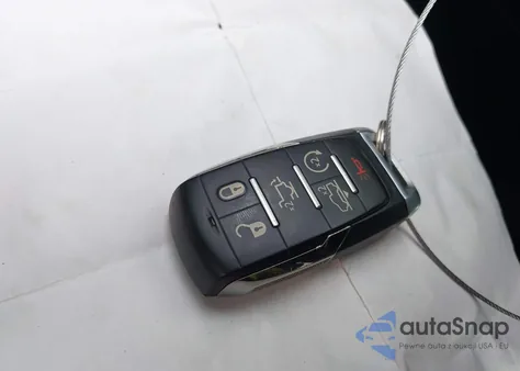 2019 Ram 1500 Limited 4X4 5'7 Box z USA, uszkodzony, nr VIN 1C6SRFHT6KN826574